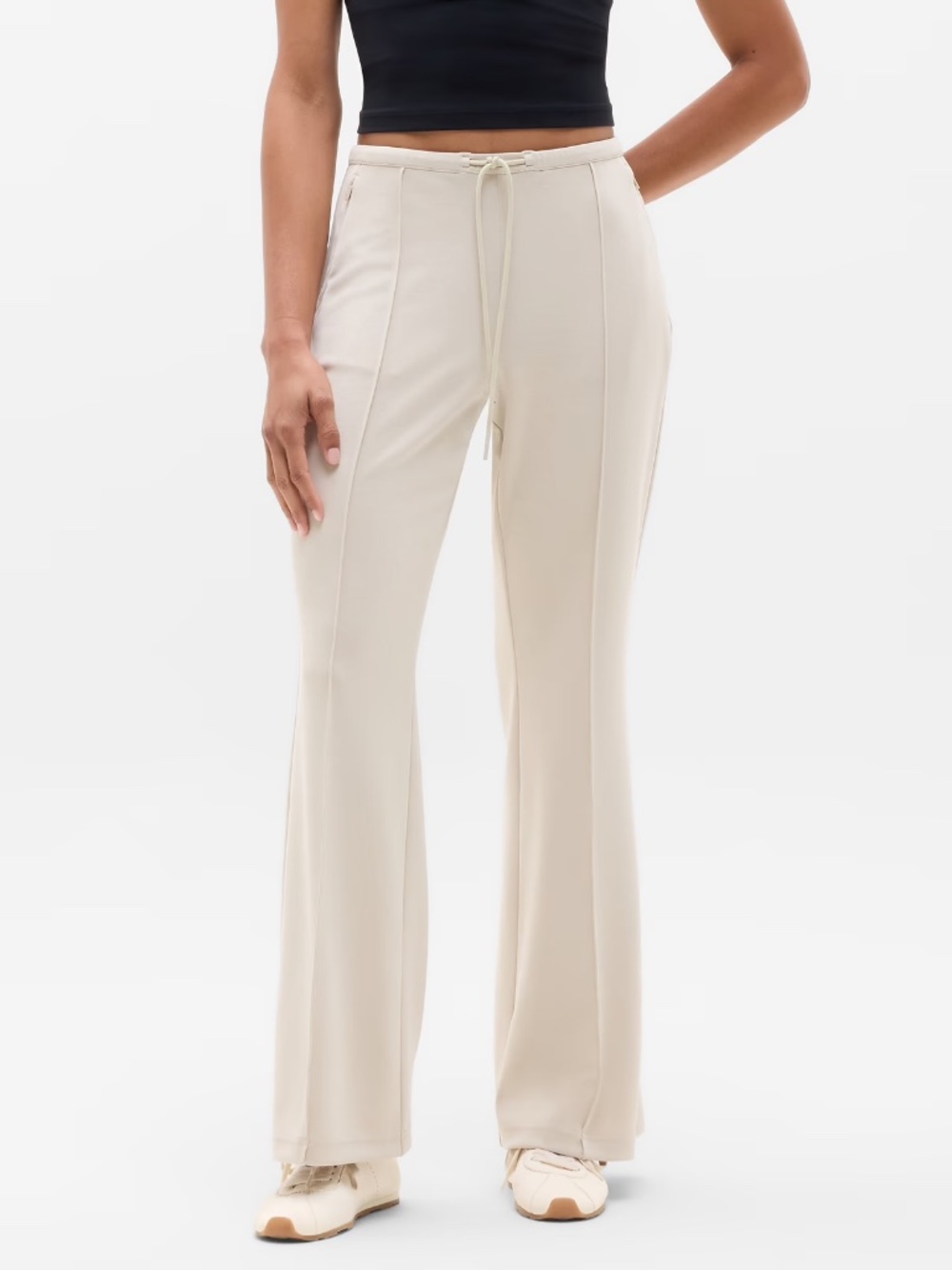 Athleta Seasoft Pintuck Mid Rise Flare Pant size small NWT